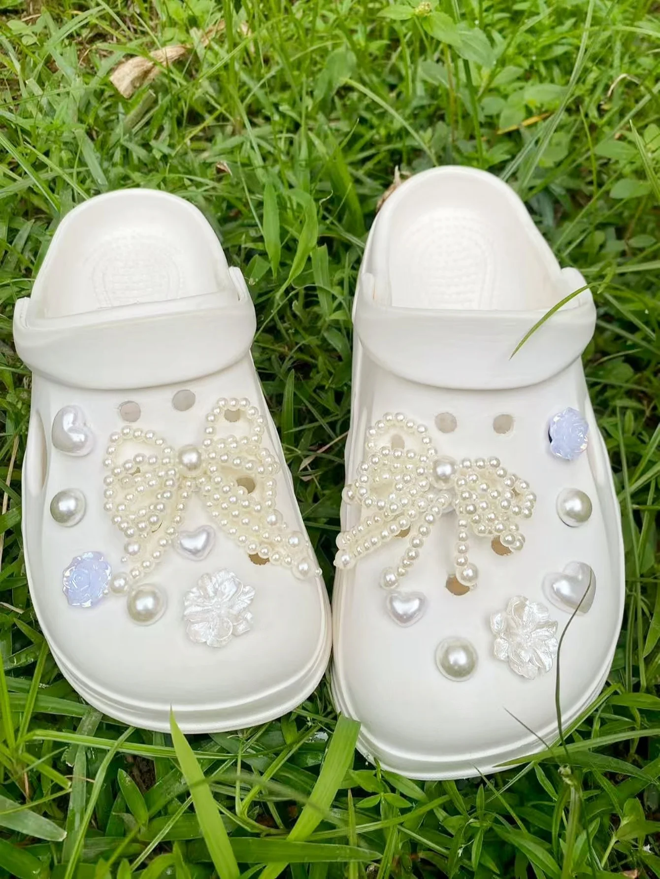 14 pieces of pearl bows, hearts, ABS pearls, roses, flower shoe buckles DIY decorations, multi-functional shoe clip accessories image 3