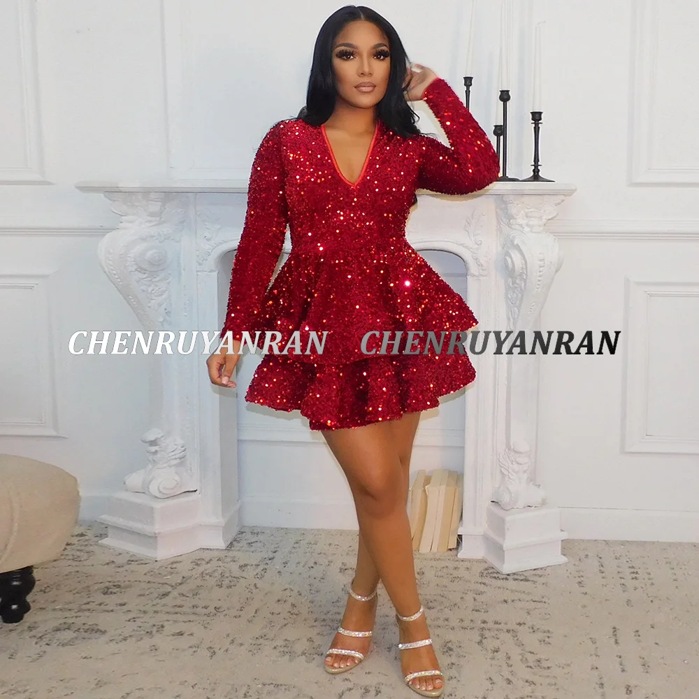 Błyszcząca sukienka koktajlowa 2025 kobiet dekolt w serek seksowne Mini suknie wieczorowe czerwone proste długie rękawy linia cekinowa sukienka na przyjęcie z okazji ukończenia szkoły