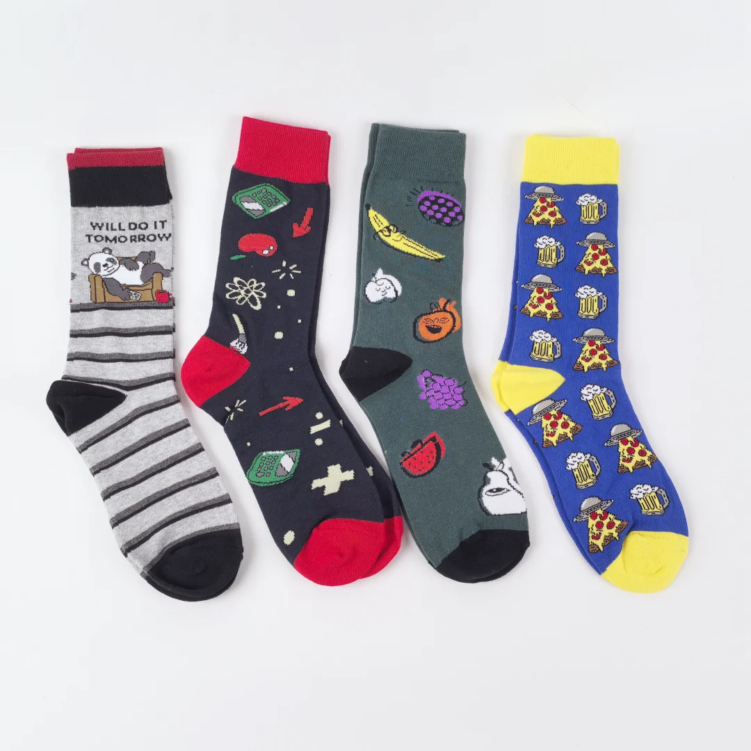 زوج واحد من الجوارب الرجالية المطبوعة لمنتصف الساق، شارع عصري، يرتدي لجميع المواسم