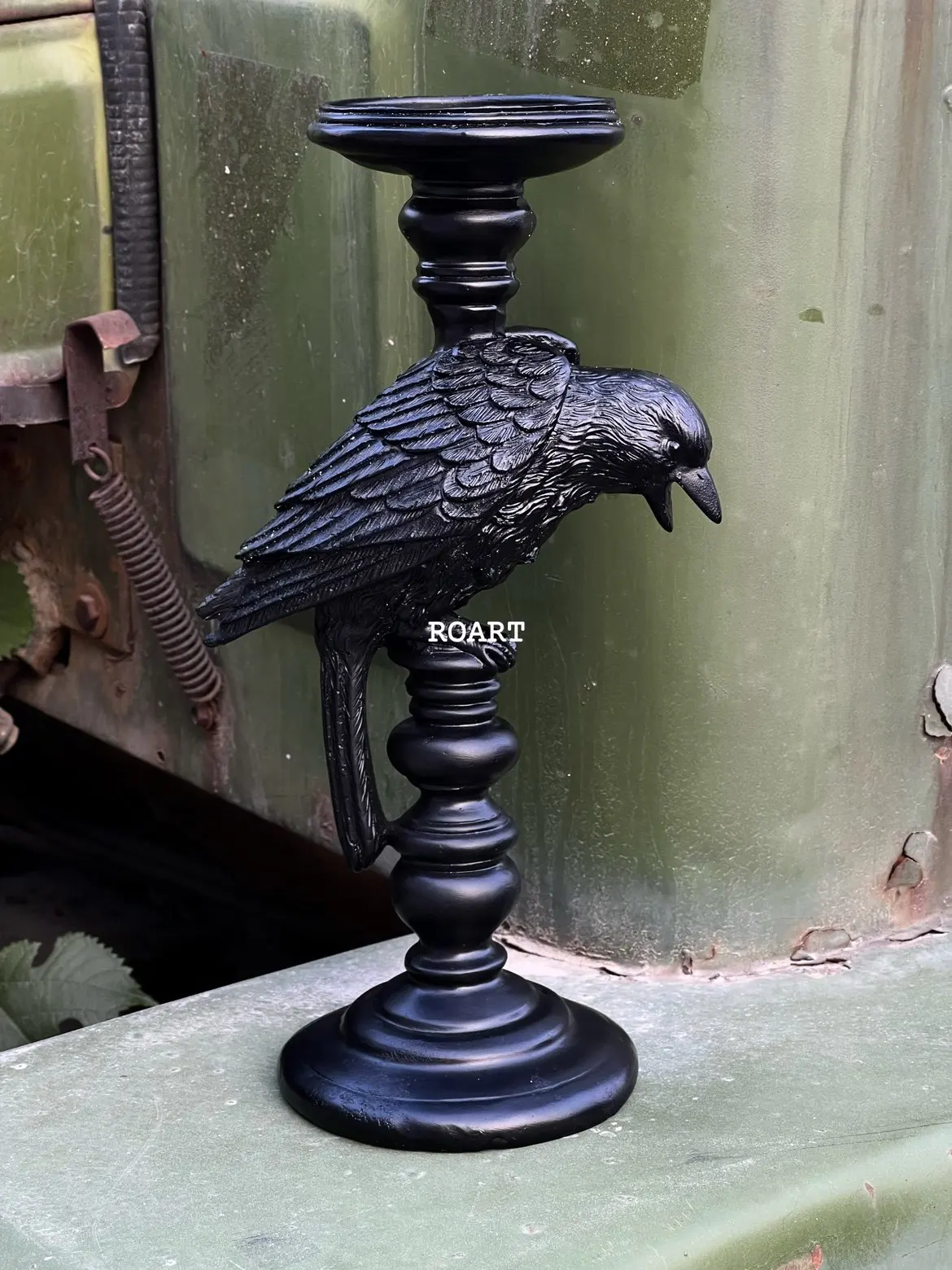 Gothic Raven Candle Holder, Black Resin Bird Candlestick Tabletop Decor, Christmas Gift for Dark Style Home Decoration