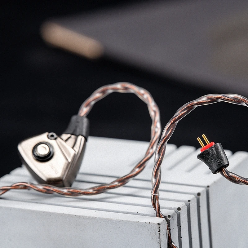 DUNU TITAN S In-ear Earphone IEM 11mm Dynamic Hifi Music Monitor Earbuds 0.78mm High-purity Silver-plated Copper Cable Earphones