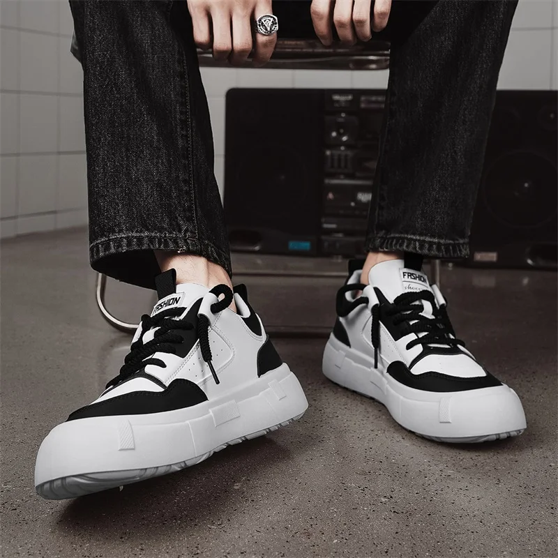 

Trendy Four-season Color-block Flat, Low-top, Round-toed Men's Lace-up, Small and Trendy Large-sized Casual Sports Sneakers