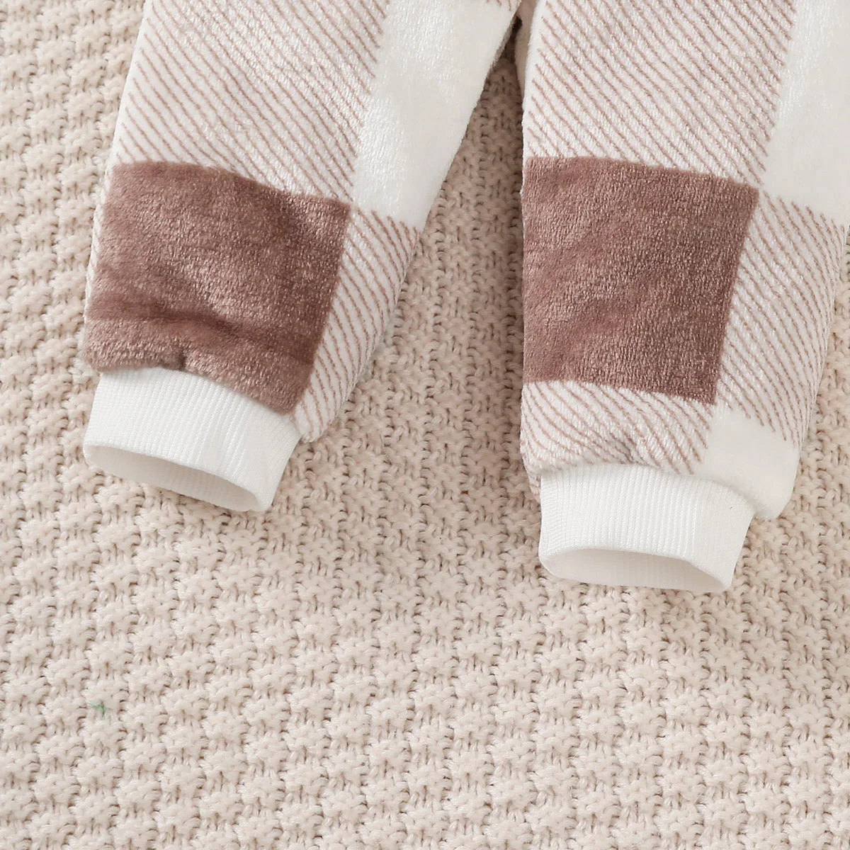 طفل الفتيان والفتيات الشتاء أفخم الملابس مجموعة طويلة الأكمام منقوشة أعلى + السراويل 2 قطعة الملابس الدافئة وتتسابق ل 3-24 أشهر طفل صبي