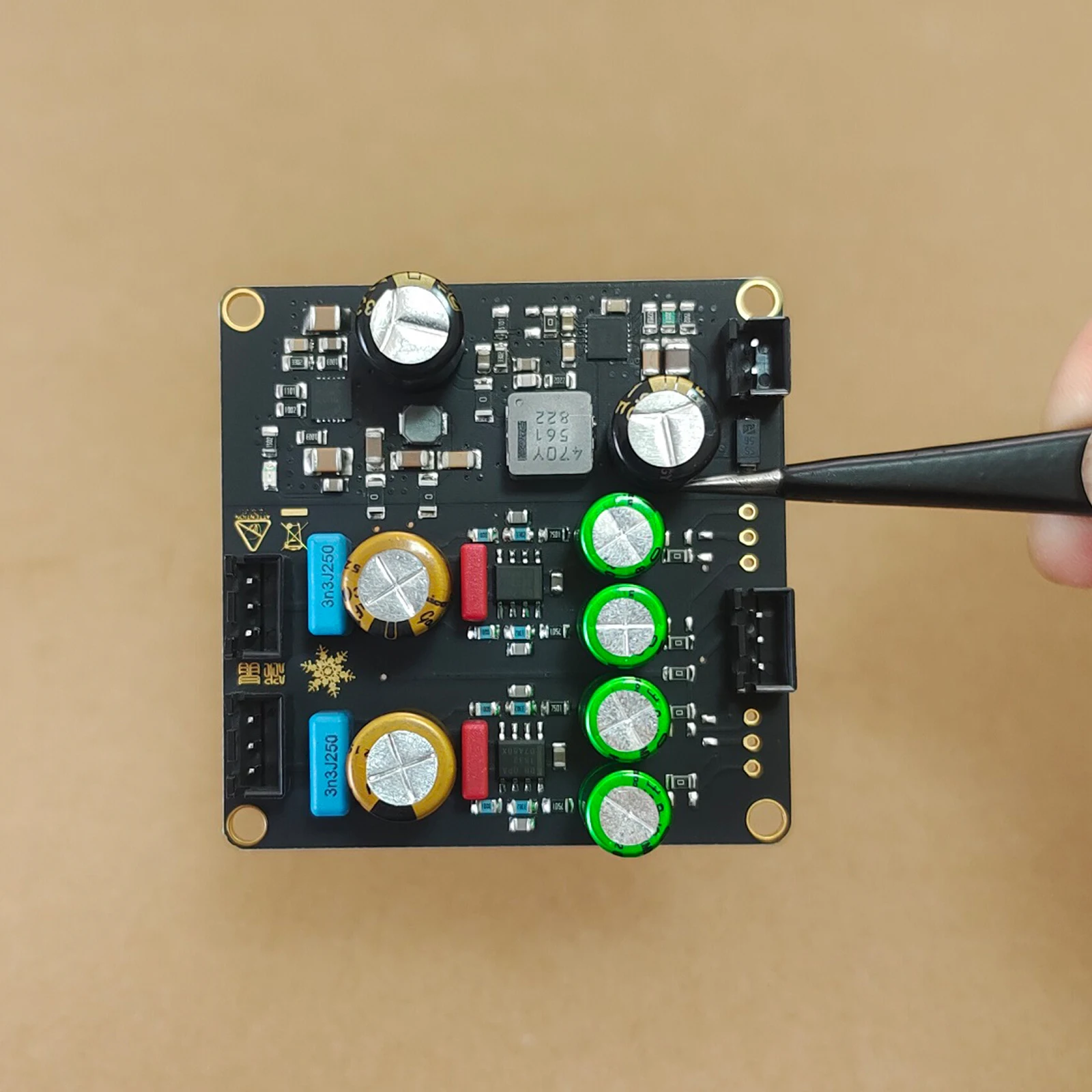 

Ultra Low Distortion Single-end Balance Class D Pre Amp Board Preamplifier Module, Gain 12.87dB for 4Ω 8Ω Speakers