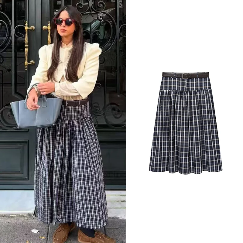 

Women's Skirts Autumn 2025 New Elegant and Fashion Plaid Youth Holiday High Waist Skirts Chic Autumn Travel Comfortable Skirts