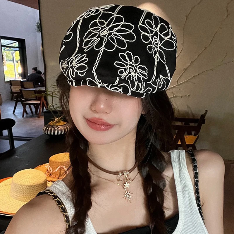 Retro Embroidery Flower Women Beret Hat Korean Girl Newsboy Cap Outdoor Visors Forward Hats Duckbill Caps