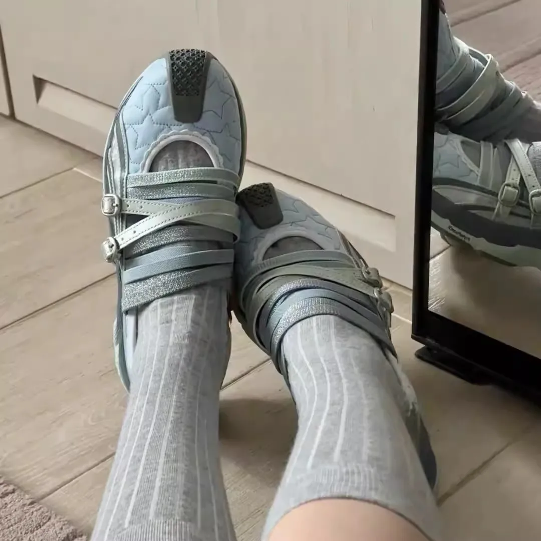 Fashion Grey Ballet Pumps Flat With Hollow Out Mixed Color Cross Strap Fashion Elegant Ladies Concise Women Sneakers Shoes New