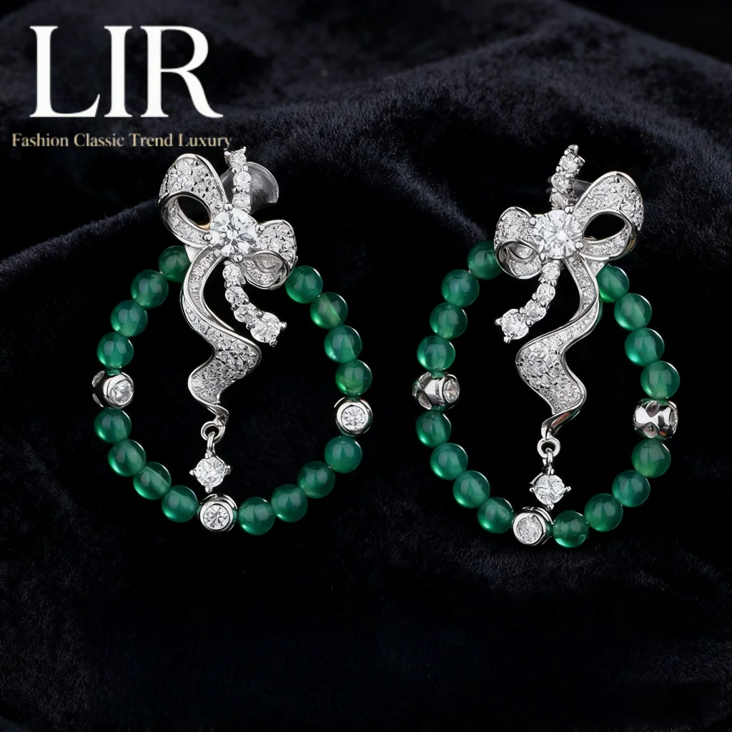 

Женские серебряные серьги S925: натуральный зеленый халцедон "бантик" с динамической полостью | Fine Craft + Jewelry Cert