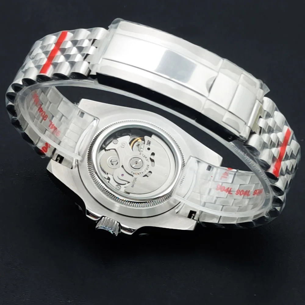 40mm NH70 Automatic Movement Diving Watch stainless steel waterproof case Transparent Hollow Dial Black Chapter Ring Dial