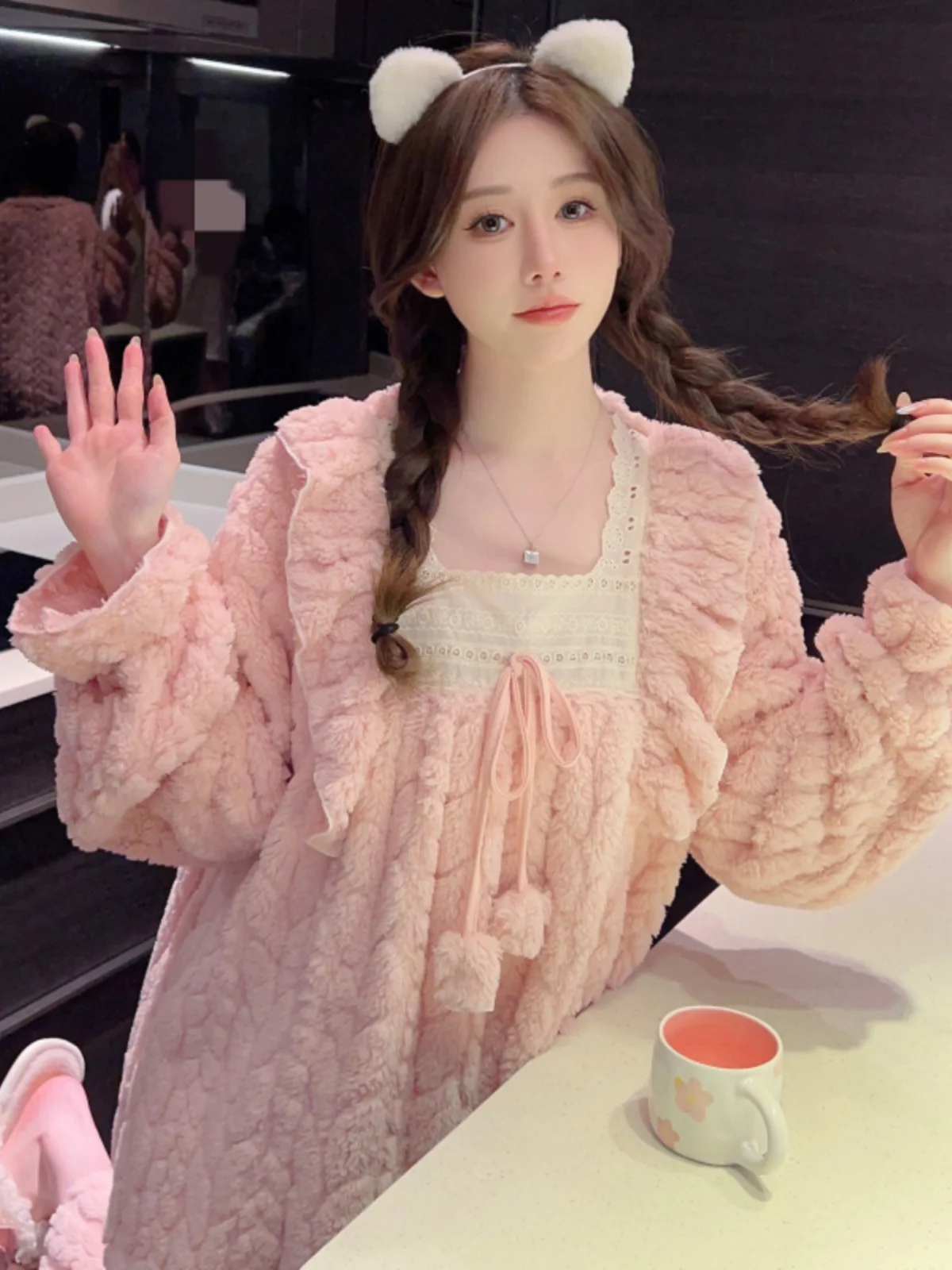 Sweet Coral Fleece Sleep Dress Long Over-Knee Princess Style Women's Winter Home Clothes Sleepwear Comfortable Nightgown