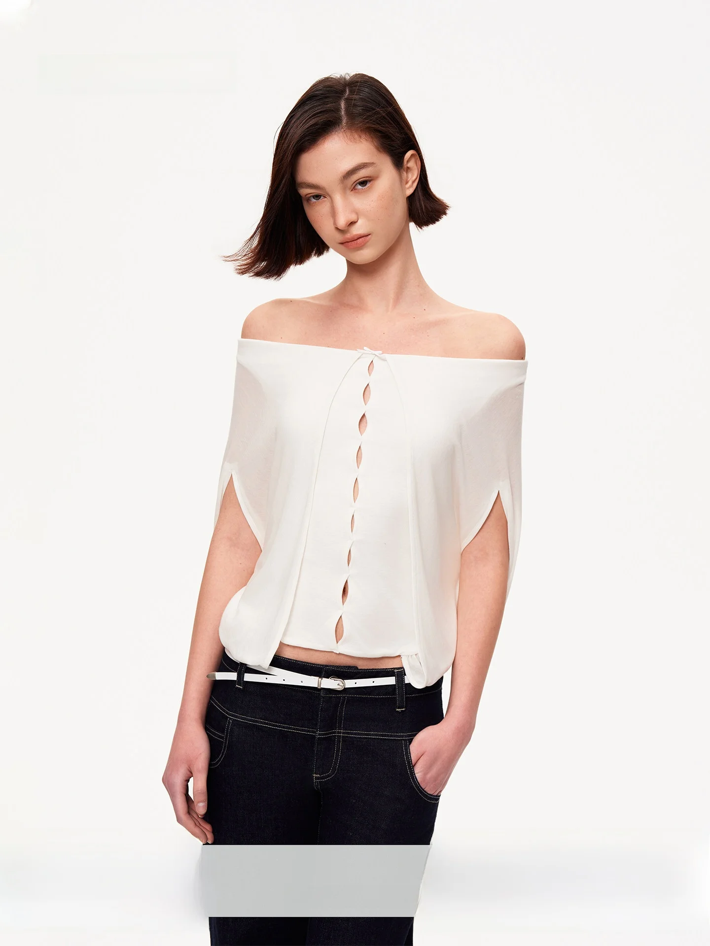 

Lace Hollow out Ruche Shoulder Loose Fit Skin Friendly Short Woolen T-Shirt Women's Simple Style Batwing Sleeve Top