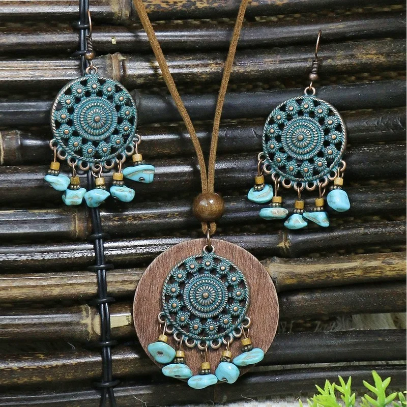 Vintage Jewelry Accessories Sweater Chain New Handmade Rice Beads Geometric Pattern Round Wood Chip PU Long Necklace Earring Set