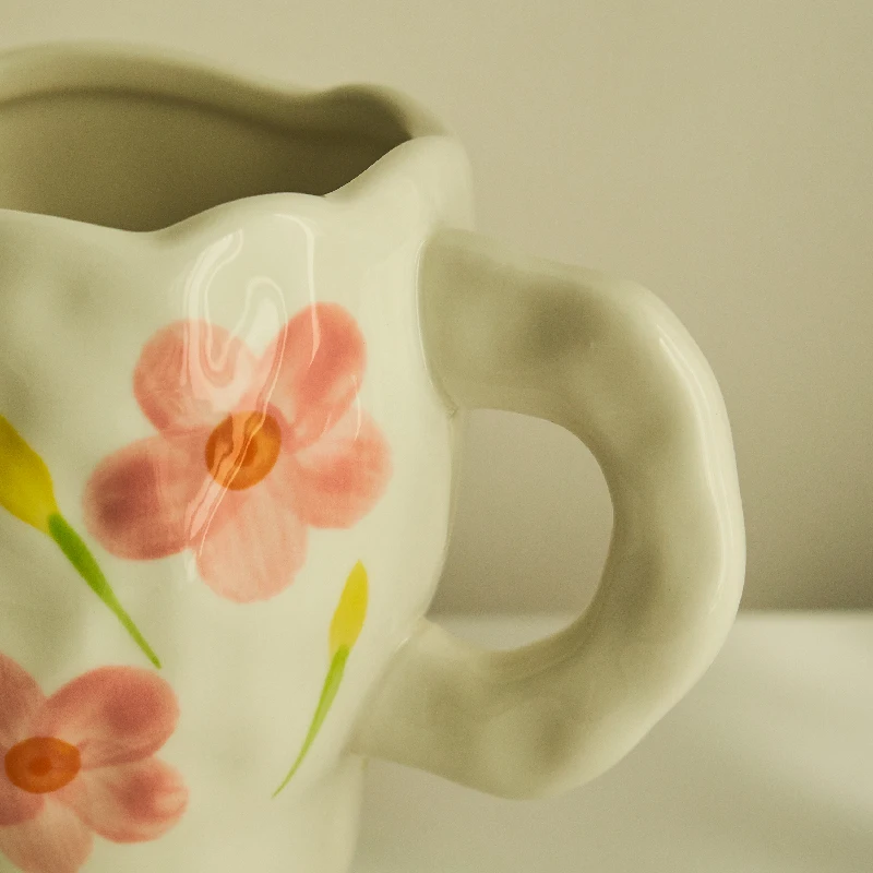 Caneca de café de flores pintadas à mão irregulares, canecas de leite cerâmicas, estilo coreano