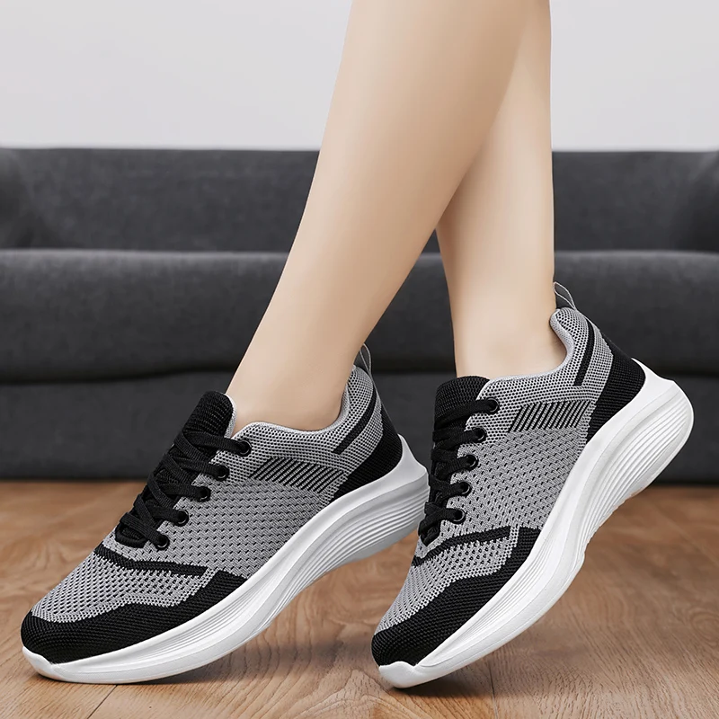 

Summer Women's New Platform Mesh Breathable Lightweight Casual Running Soft Sole Comfortable Flat Sneaker Shoes for Women