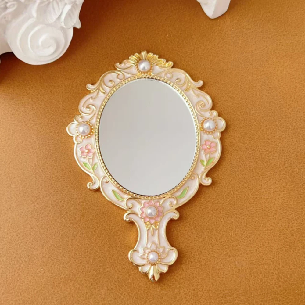 Europese Vintage Handheld Make-upspiegel Ovaal Gesneden Parel Decoratie Draagbare Reisspiegel Hoofse Stijl Thuis Room Decor Gift