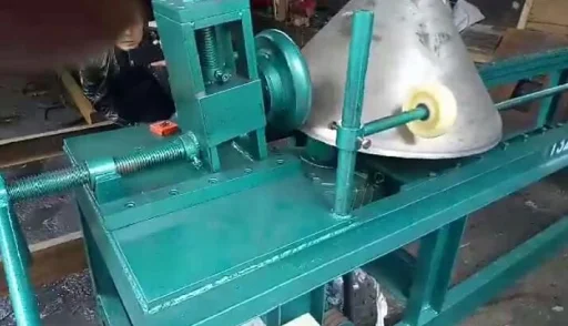 2025 New Processing Thickness 0-6mm Head Rotary Machine Stainless Steel Factory Can Turning Machine