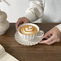 1Set 250ml Shell Coffee Cup and Saucer Set, Retro Japanese Ceramic Coffee Cup and Saucer, Suitable for Home Decoration, Home Daily Use, Breakfast Bread, Milk Cup and Saucer, Afternoon Tea Coffee Latte Latte Art Cup, Gift Giving