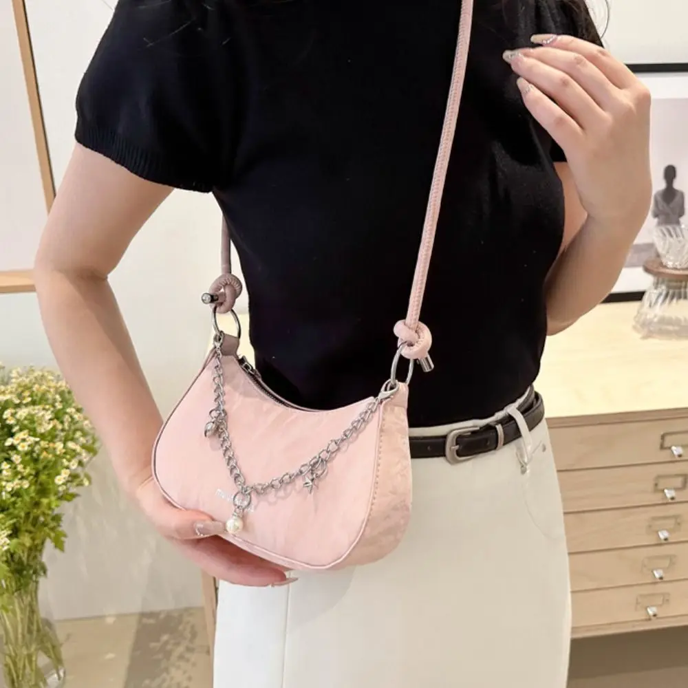 

Elegant PU Leather Simple Crossbody Bag Metal Chain Korean Style Hobos Handbag Solid Color Handbag Shoulder Bag Shopping