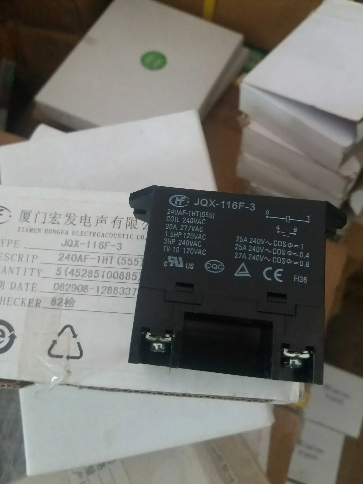 

JQX-116F-3-240AF-1HT(555) 240VAC,4 10PCS