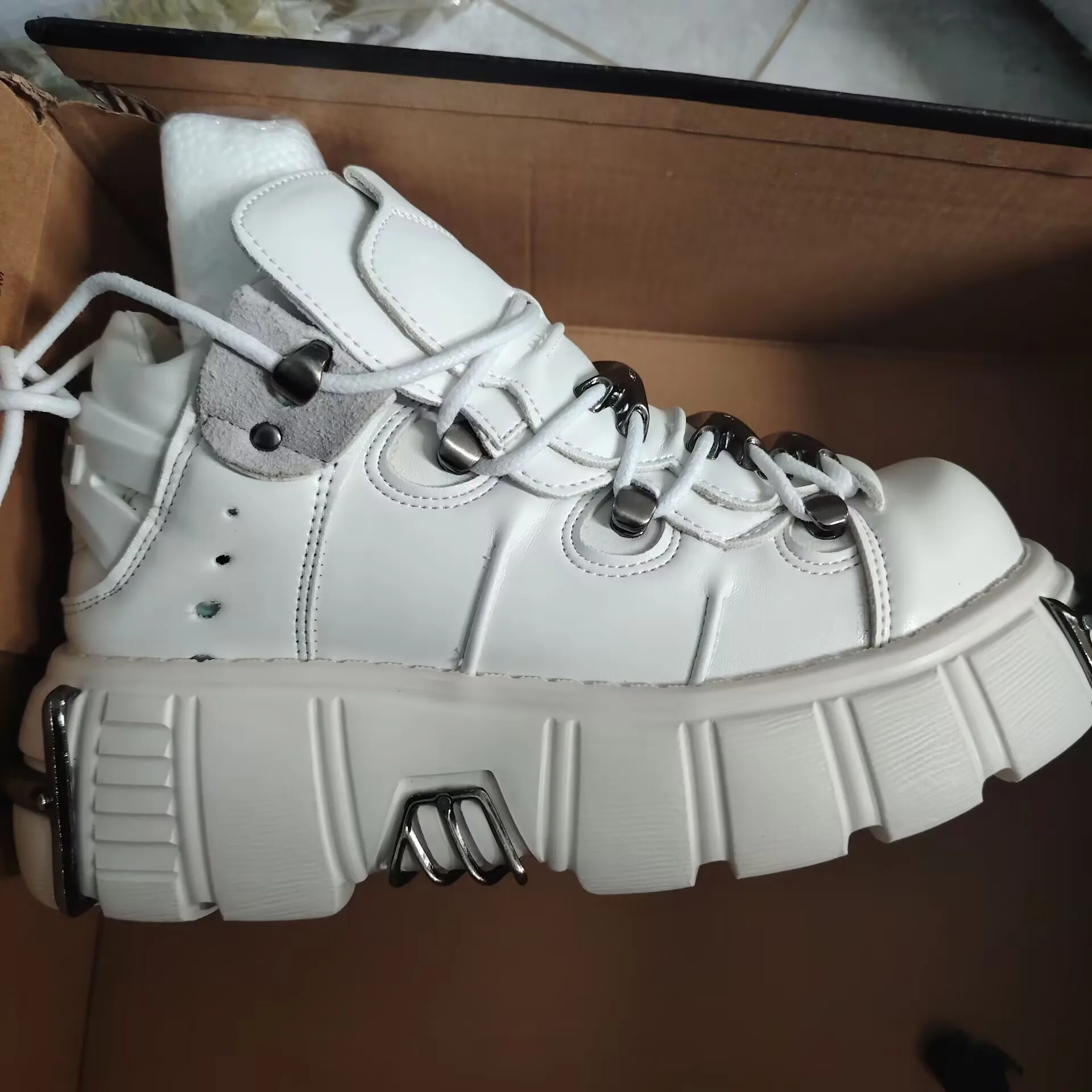 2026 Women Goth Leather Heavy Metal Muffin Punk Platform Dark Rock Heightening Locomotive Shoes Men view 6