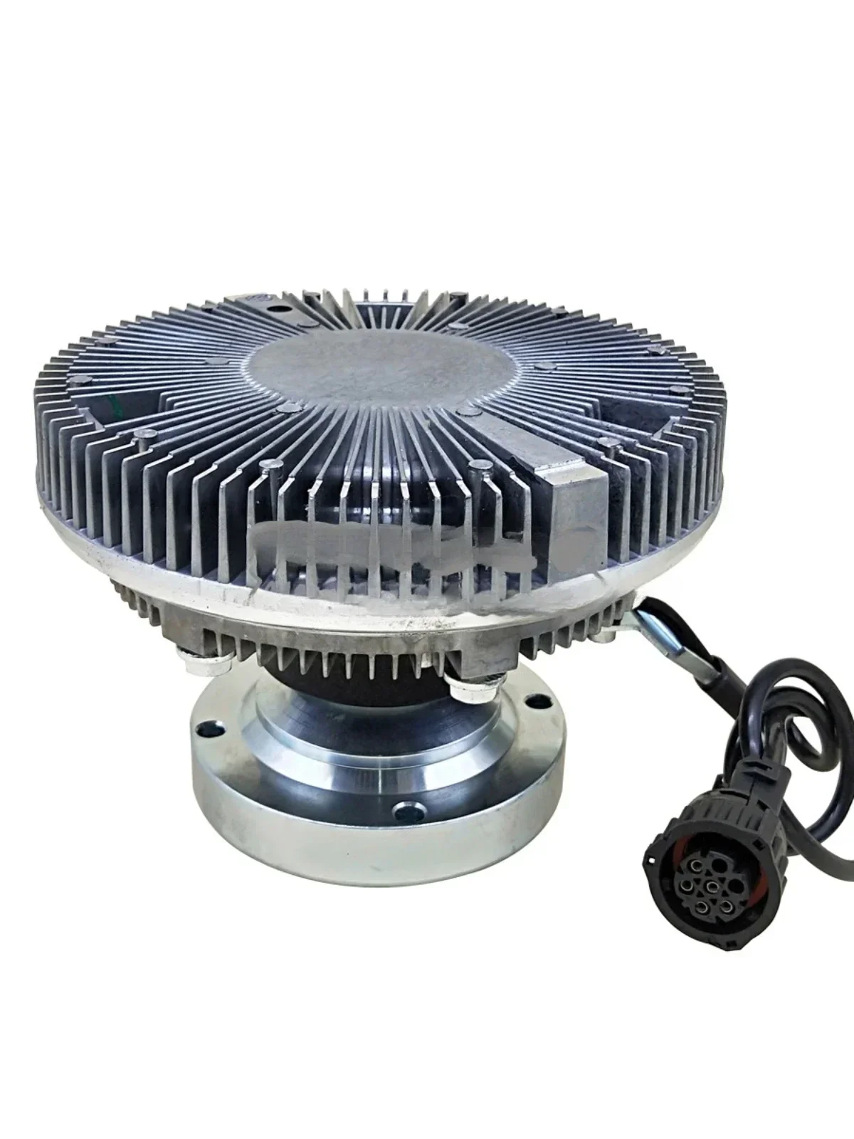 

Hot sales Compatible with Volvo Truck Fan Clutch Voe 21705705-2 Heavy Truck Accessories