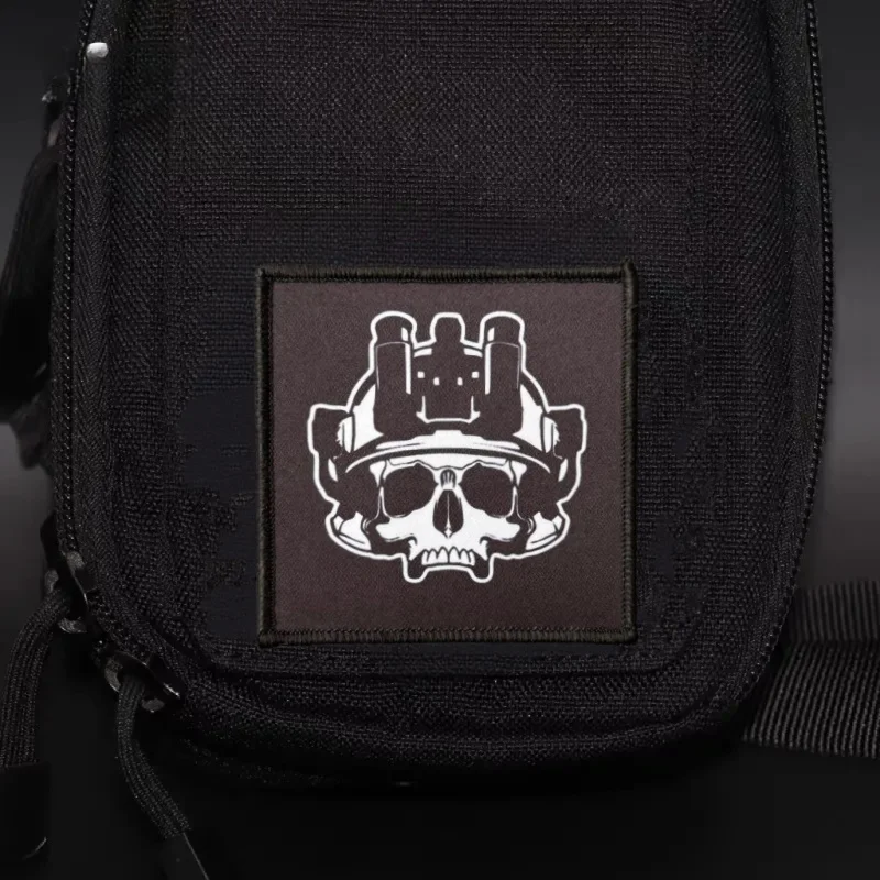Parche táctico visión nocturna calavera con gancho y bucle