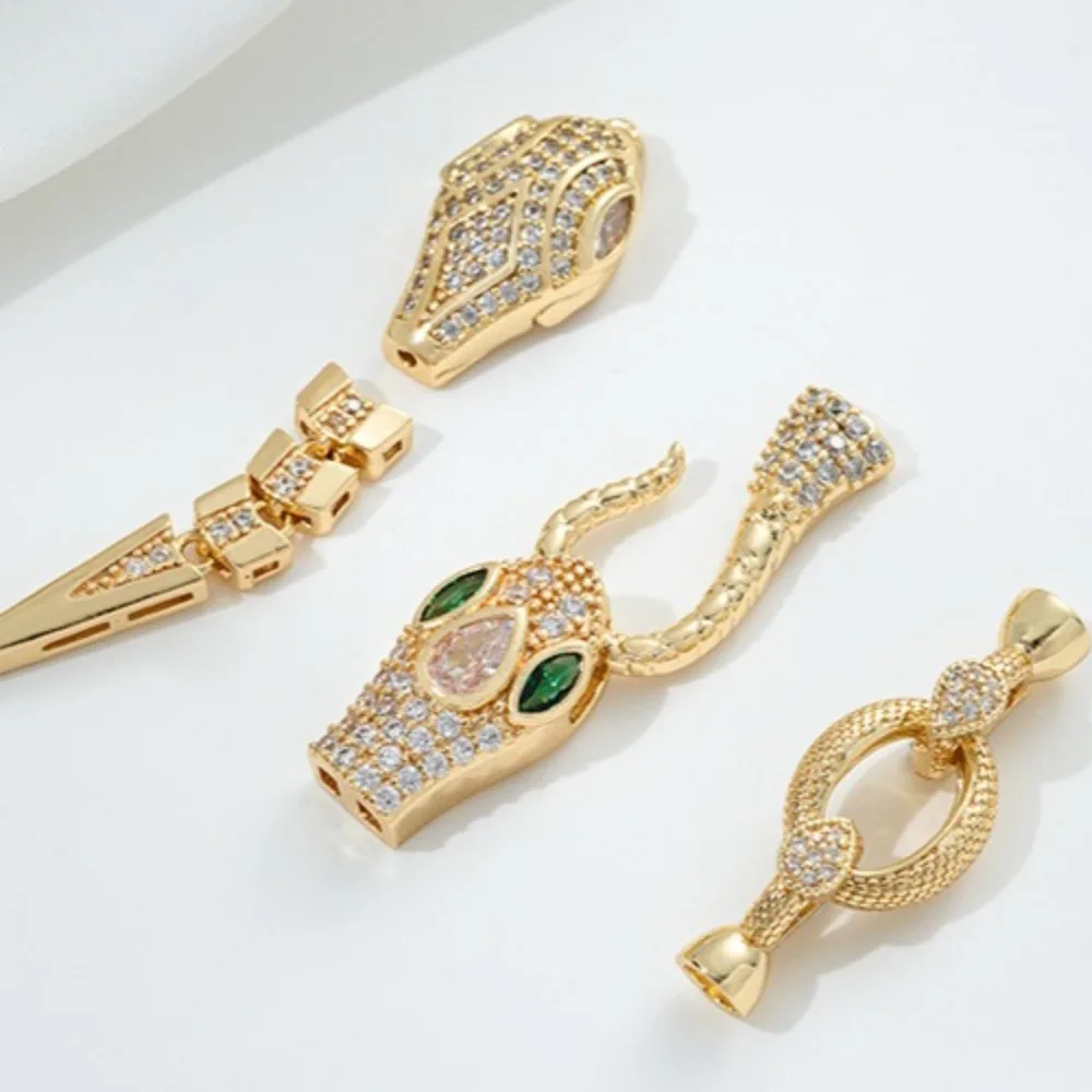 

Zircon Snake Head Buckle Copper Clasps 14K Gold Color Snake Pearl Buckle DIY Handmade Wear Necklace Sweater Chain Jewelry Buckle