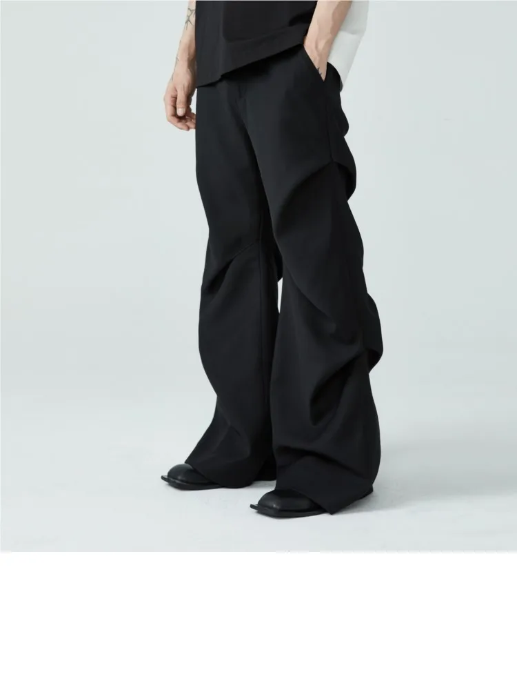 

Avant-Garde Style Pants The New Summer Style Of Pleated Loose Flared Pants For Men