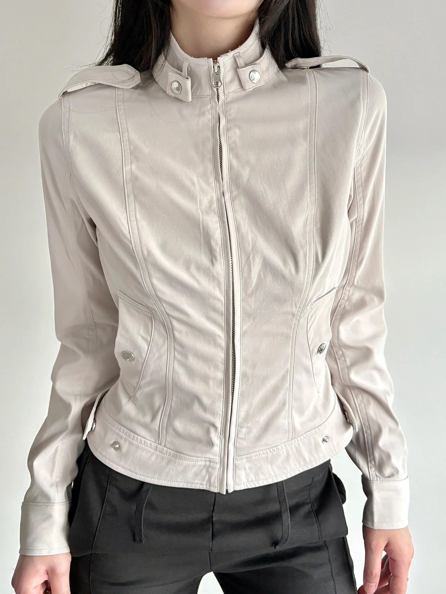 

WEEKEEP Street Style Zipper Casual Long Sleeve Stand Collar Pocket Jacket Women's Slim Fit Short Coat Polyester Fabric