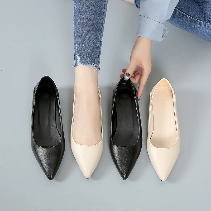 2025 Autumn New Korean Commuter Work Shoes for Women Solid Color Pointed Mid-heel Fashion Shallow Mouth Ladle Shoes Women