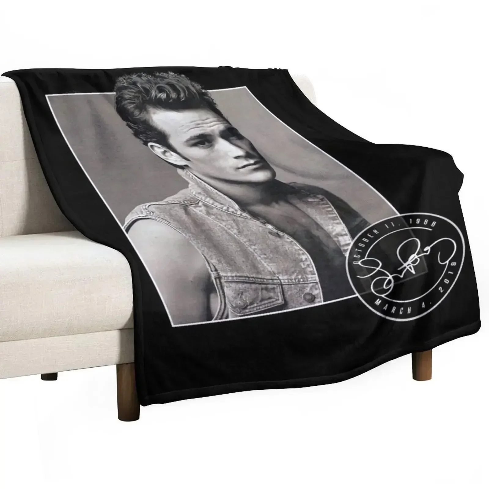Gifts Idea Luke Perry Rip Tribute Christmas Throw Blanket Plaid warm for winter Hair Soft Plush Plaid for sofa Softest Blankets