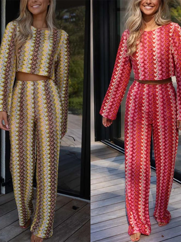 

Женский комплект из двух предметов: длинные рукава и длинные брюки, круглый вырез, вязаный крючком, в стиле для отпуска, для светских мероприятий.