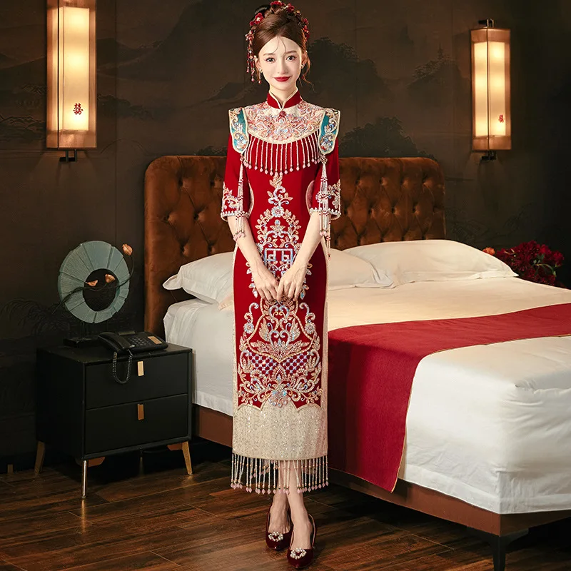 

Wedding Xiuhe Dress Bride 2024 New Thin Chinese Toast Bride Dress Engagement Long Chinese Cheongsam