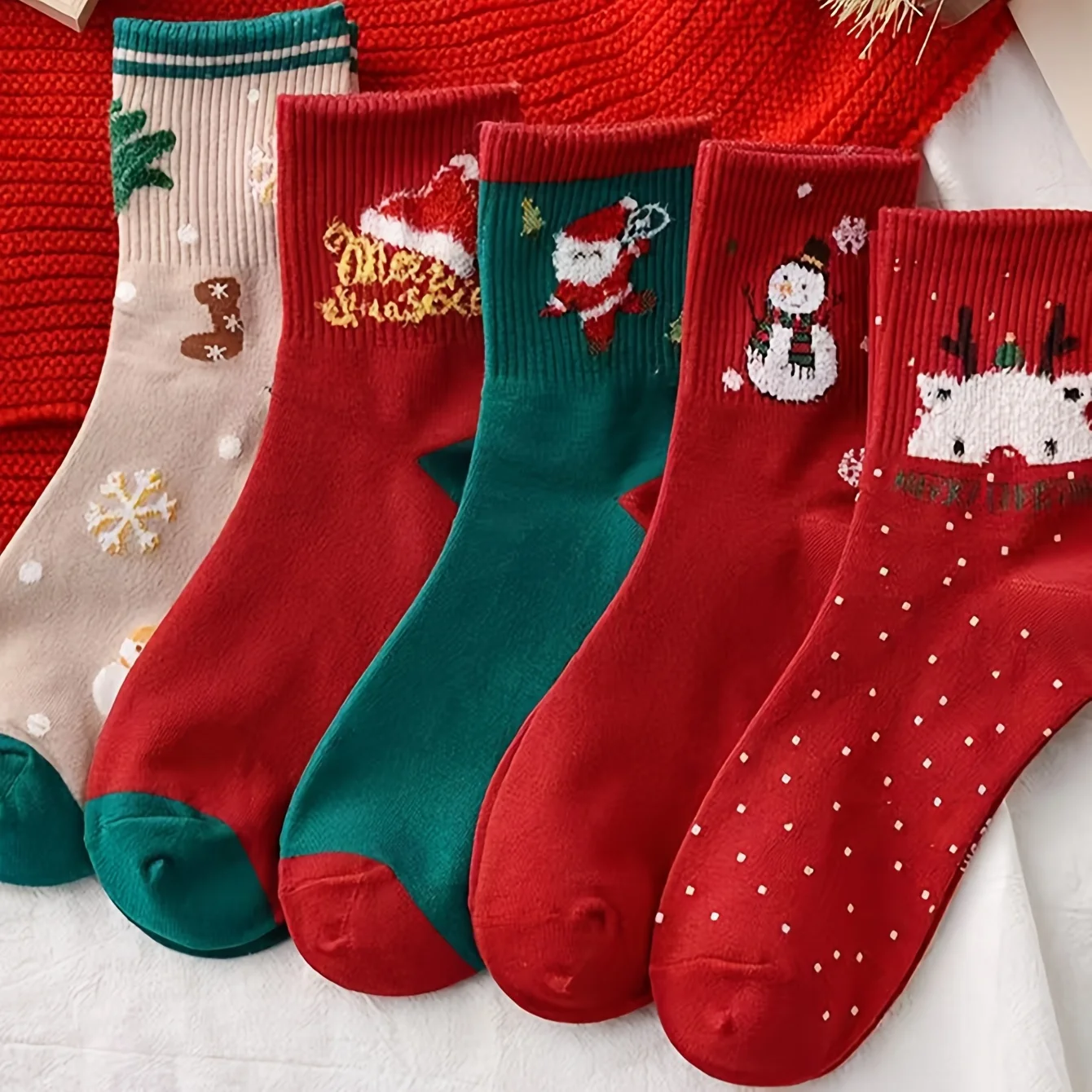 5/10 Pairs of Random Christmas Stockings for Women and Men, Soft, Comfortable and Warm, Suitable for Winter Christmas Dressing