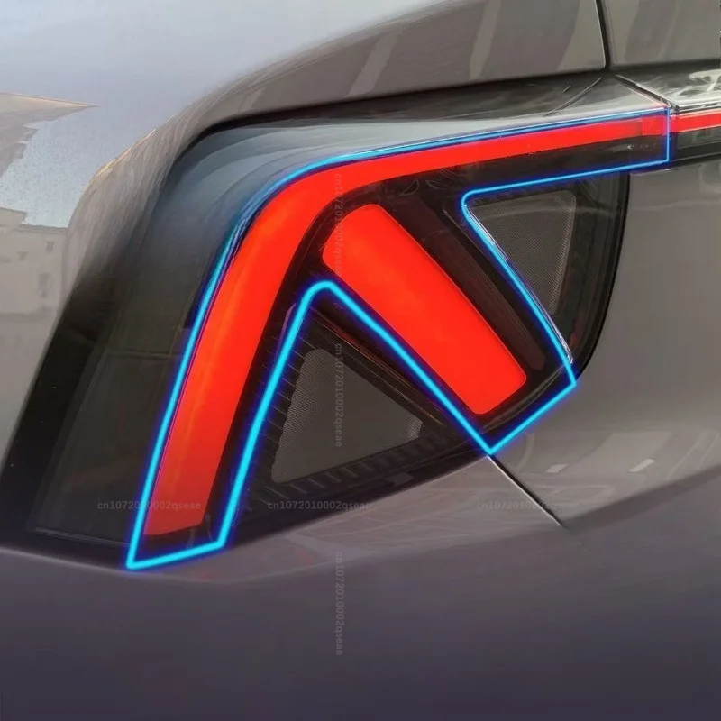 Farbwechselnde Rücklichtfolie aus TPU, hellschwarz, transparent, für die Außendekoration und Modifikation von Autos, für MG MG4 EV Urban 2026 – Detail 5