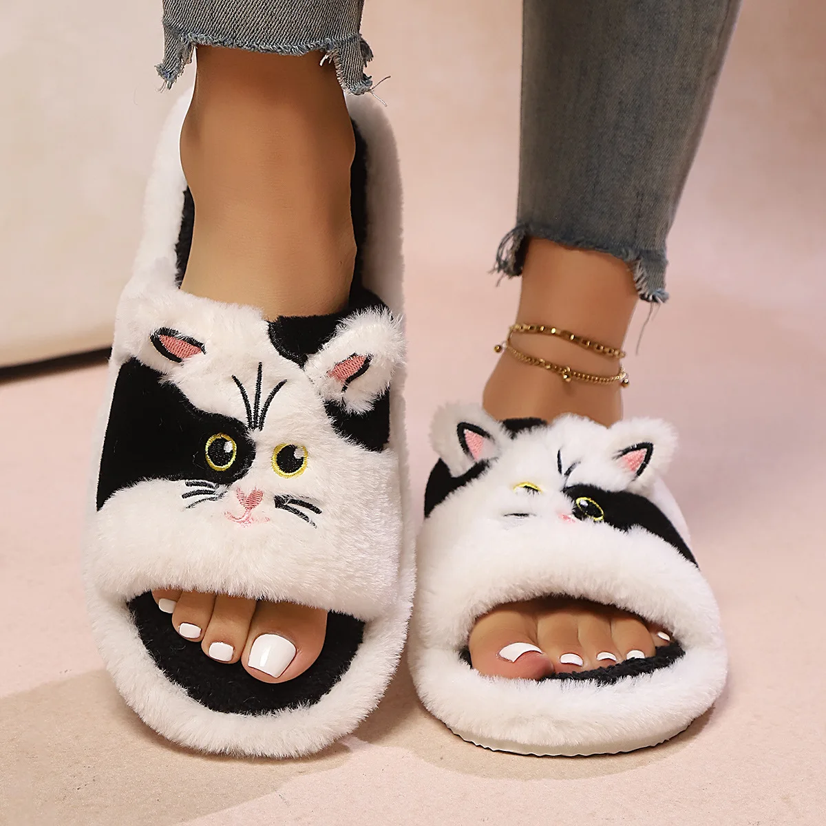 

Women Indoor Fluffy Slippers Warm Faux Fur Open Toe Home Floor Shoes Cute Cat Style Plus Size Couples House Floor Slides
