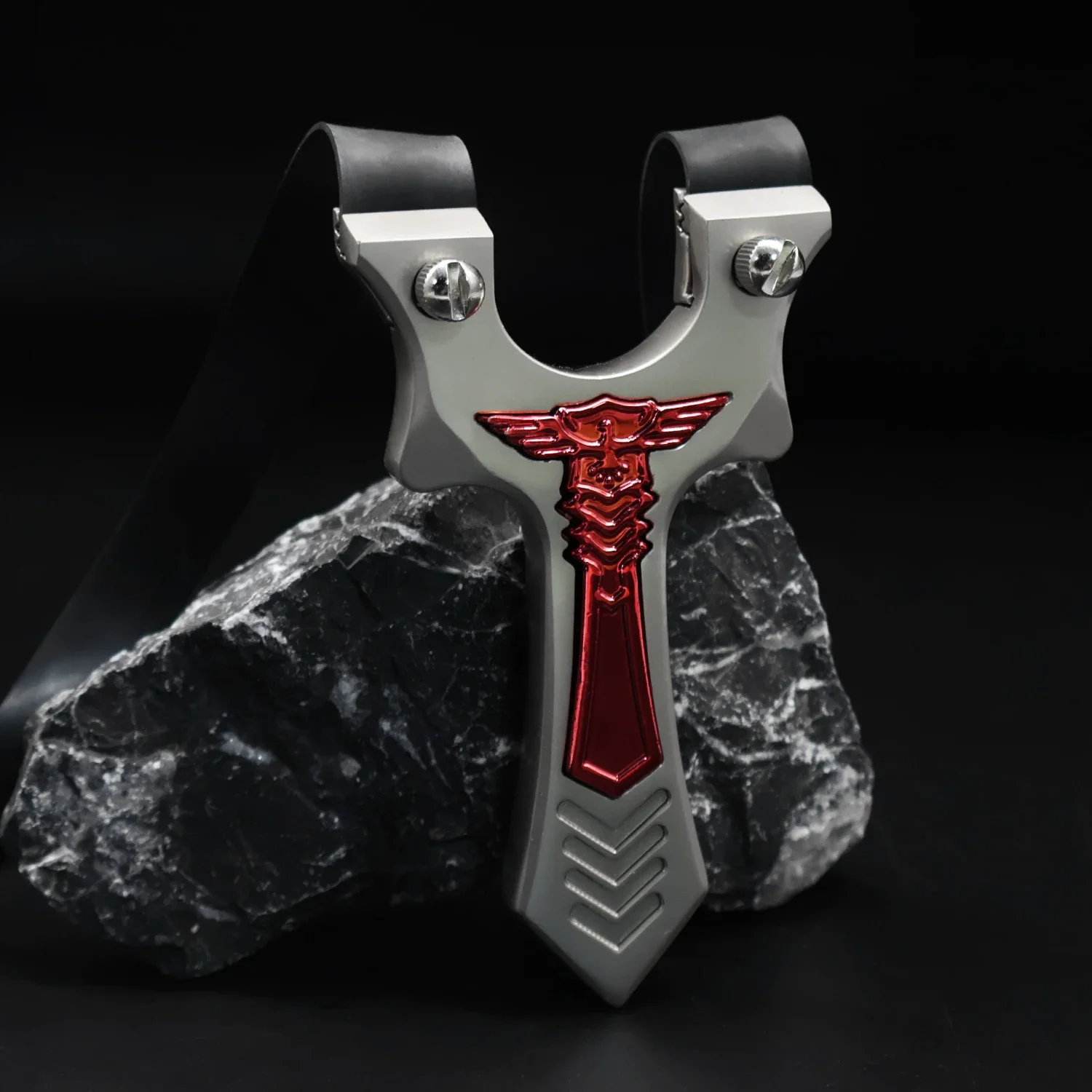 

High Quality Zinc Alloy Slingshot Red Inlaid Screw Fixed Metal Slingshot Professional Hunting Shooting Competition Dedicated
