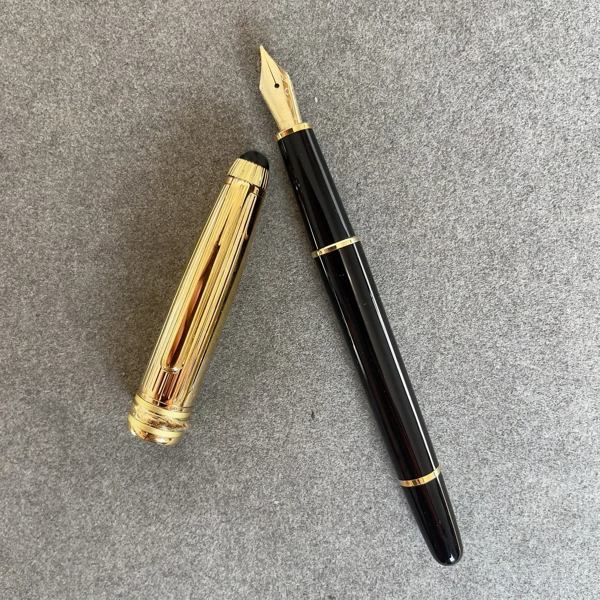 2025 قلم حبر جاف معدني فاخر MB 163 قلم حبر رولربال لكتابة قلم هدية