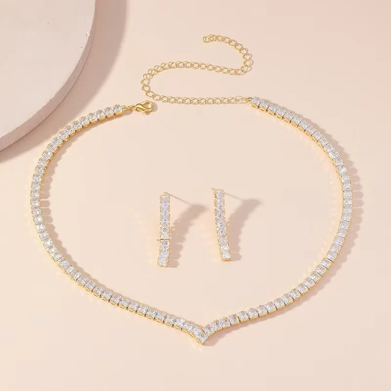 Fashionable Women's Necklace, Hand Jewelry, Earrings, Rings, Wedding Jewelry 3-Piece Set, Fashionable and Simple Wedding Jewelry