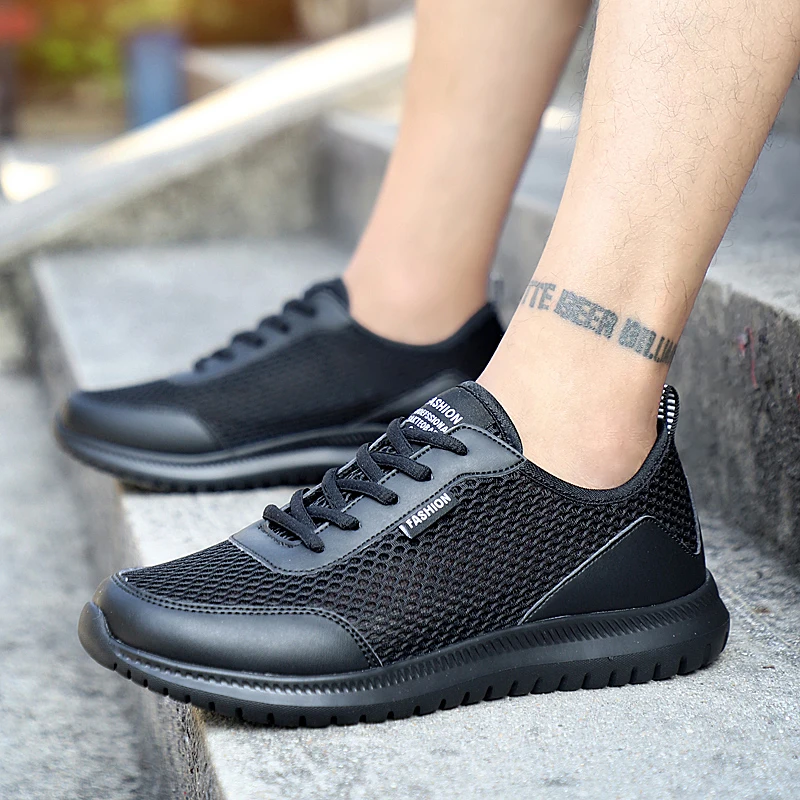 

2026 Summer Men'S Thin Sports Shoes Comfortable And Breathable Mesh Running Shoes Outdoor Lightweight Soft Soled Walk Shoes