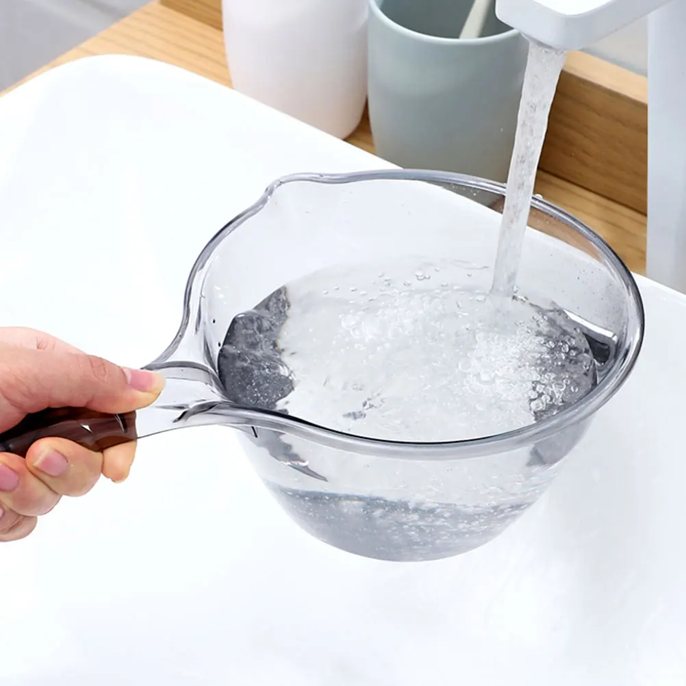

2pcs Long Handle Plastic Water Ladles Ergonomic Kitchen Bath Scoop Household Garden Watering Dipper Reusable Portable Ladle For