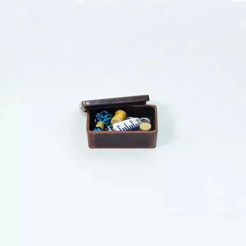 1 Set Miniature Simulation Needle & Thread Box Model Dollhouse Accessories Mini Scene Decor Ornaments