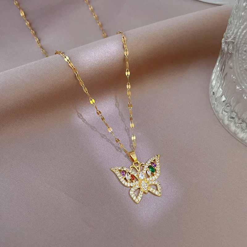 Collier pendentif papillon en acier au titane, micro incrusté, ornements de luxe, cuivre plaqué or