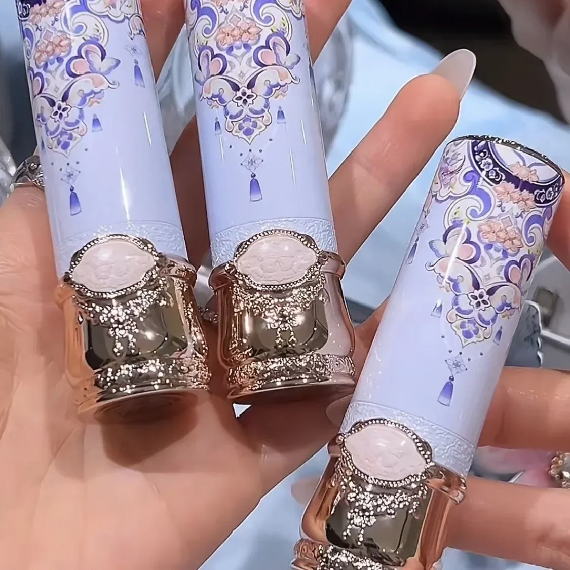 フラワーノウズバタフライクラウドショルダーシリーズクリアリップグロス栄養ミラーリップリップグレーズメイクアップ9色