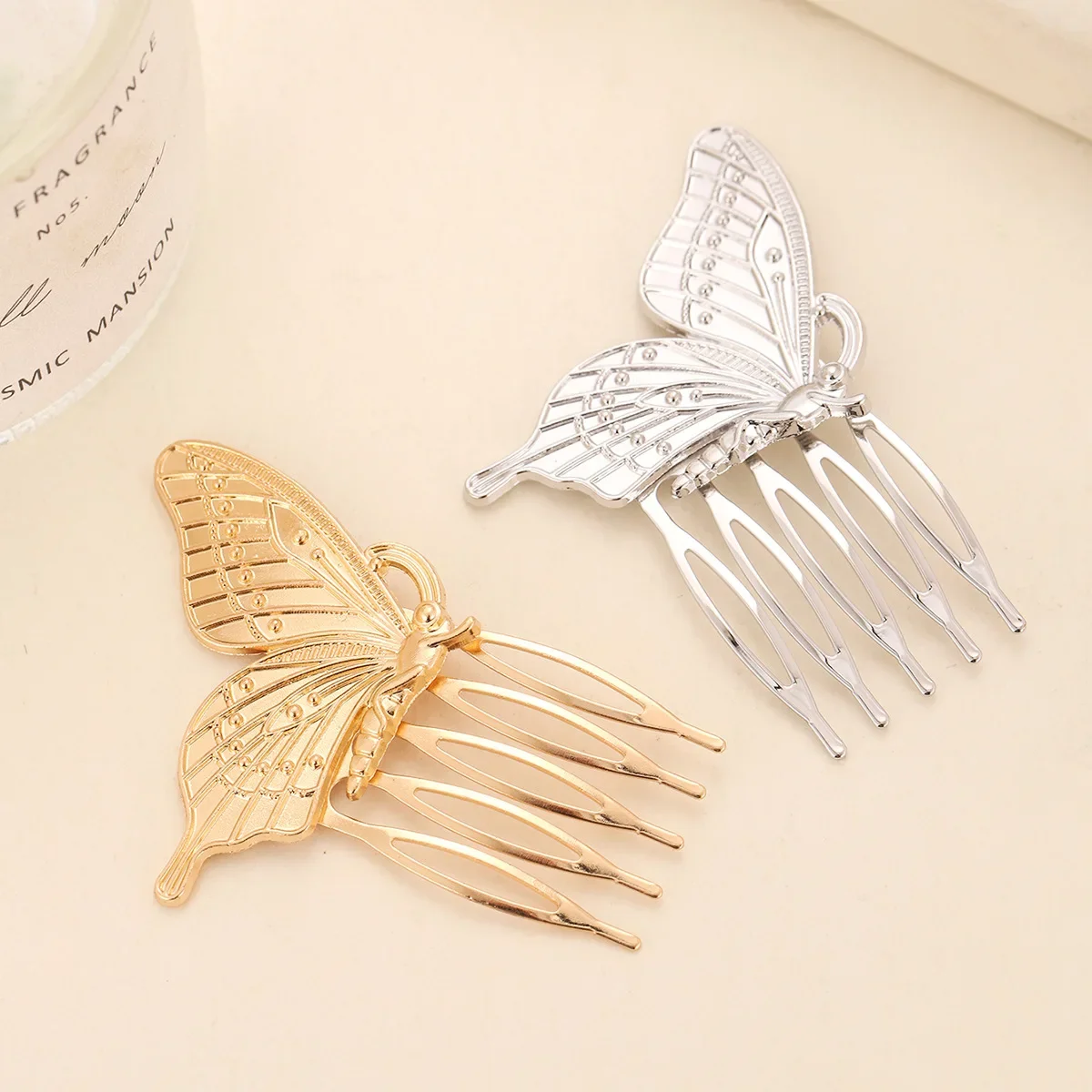 Small Exquisite Hair Braids Clip Gold Silver Butterfly Comb Clip Inserted Comb Hair Clip Women Girl Hair Styling Accessories New