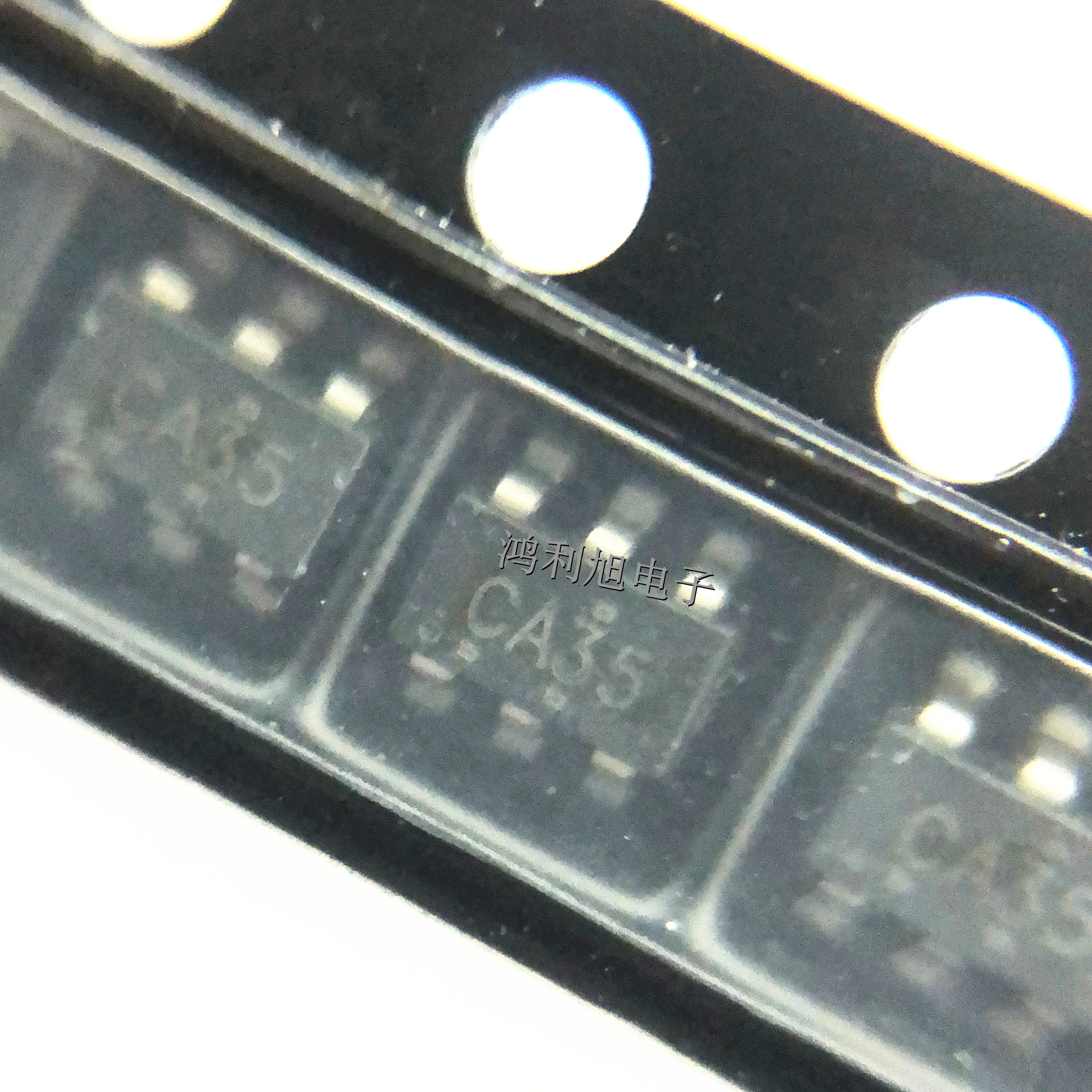20pcs/Lot SN74LVC1G373DBVR SOT-23-6 MARKING;CA35 Latches Sngl D Type Latch Operating Temperature:- 40 C-+ 125 C