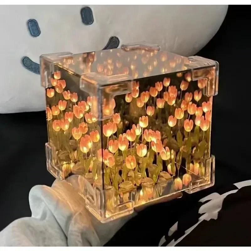 New Creative Diy Tulip Flower Sea Cube Three-Dimensional Small Night Lamp Material Package for Girlfriend Couple Girlfriends