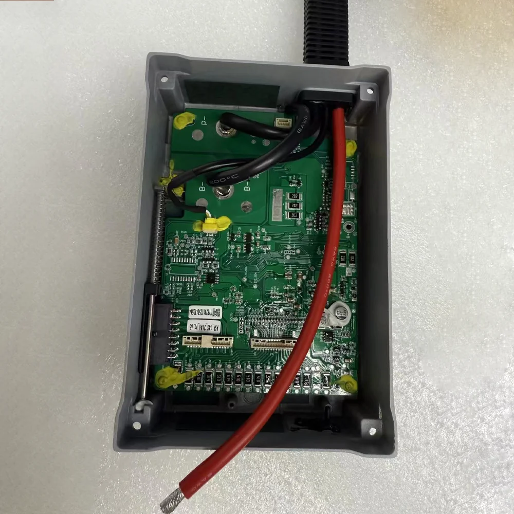 Tattu農業用ドローンバッテリーBMSは、12Sおよび14Sの標準電圧バッテリー、そして高電圧バッテリーにも適しています。