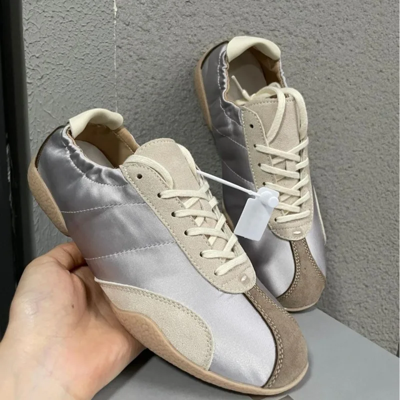 2026 Hot Sale Sports Shoes Lady Comfortable Women Athletic Shoes Non-Slip Gym Shoes For Lady Top Quality Gym Training Shoe Lady
