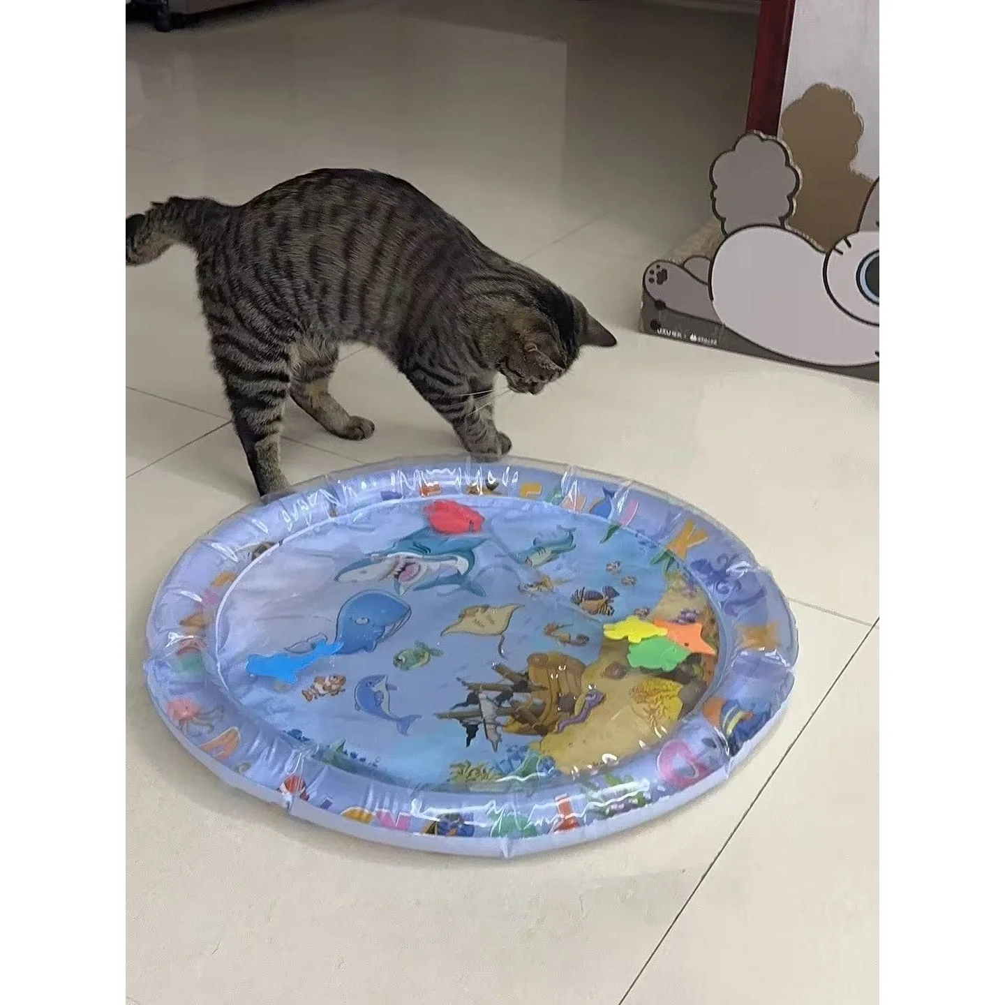 Interactive Cat Play Mat with Floating Fish Design—Made of Splash-proof PVC, Features A Safe Water Source, Helps Relieve Boredom